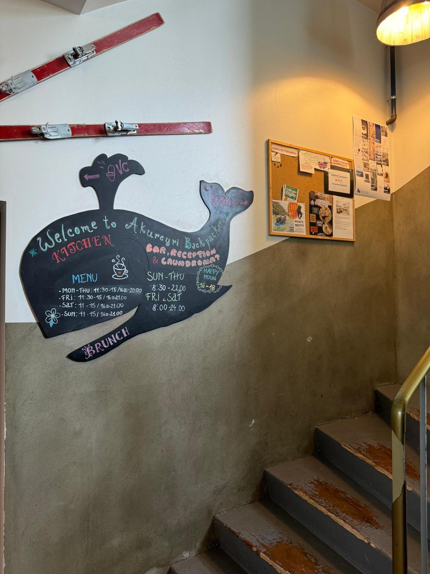 Akureyri Backpackers Hostel Exterior photo